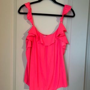 Lily Pulitzer Top in Love Potion Pink size Large